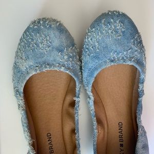 Lucky Brand Emmie Flats - Distressed Light Denim